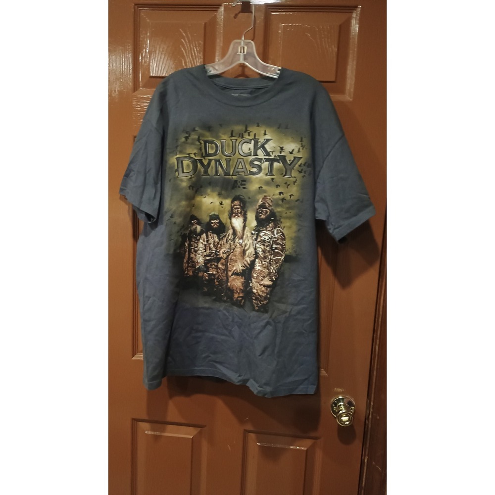 Duck Dynasty T-Shirt Mens XL Blue Good Graphic Camo Reality TV Hunting Tee
